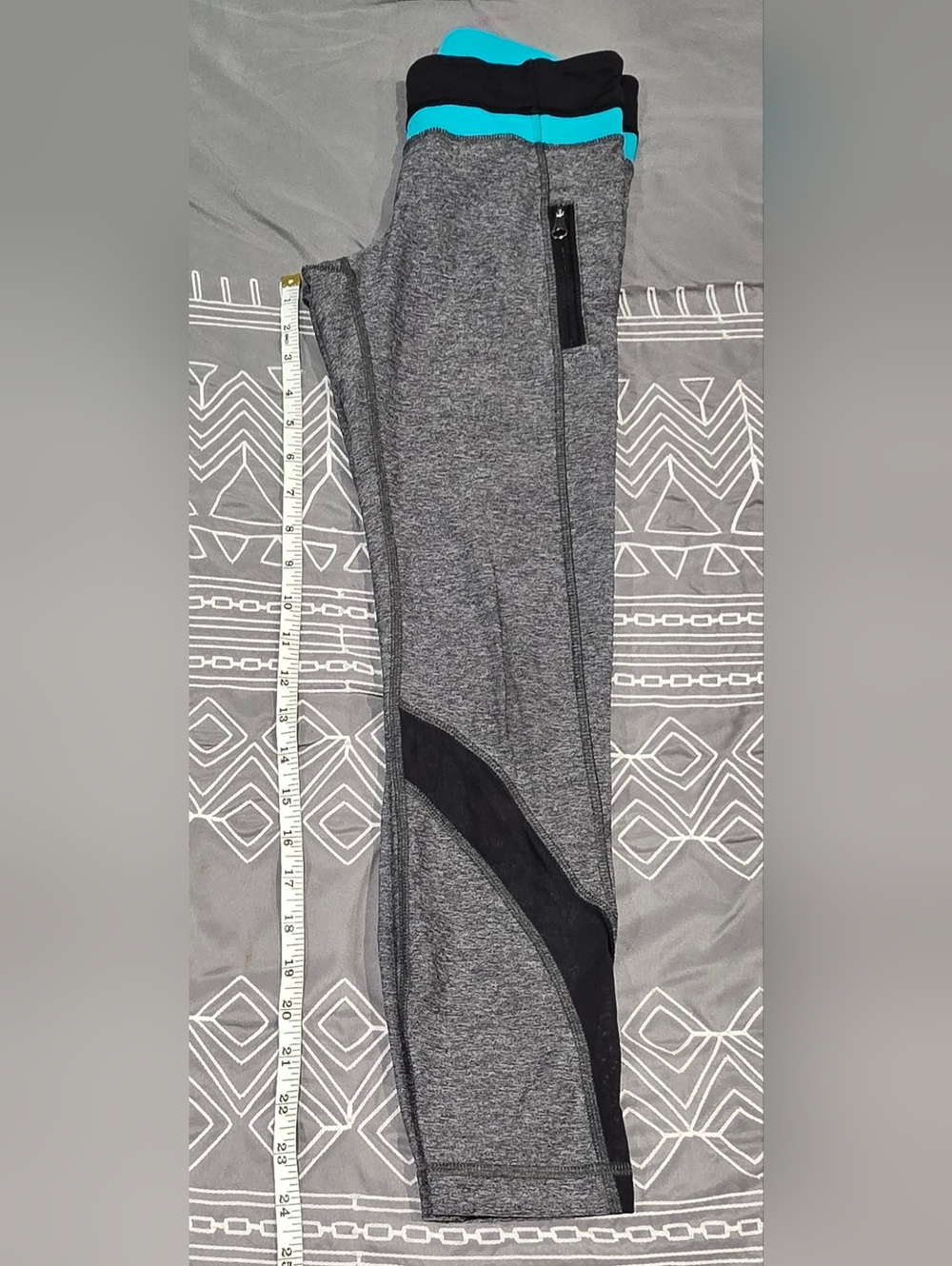 Lululemon Run Inspire Tight Cropped Leggings Size 4 - Picture 3 of 8